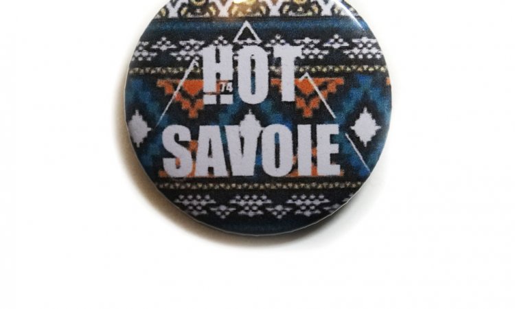 Pin's / Badges / Aimants / l'accessoire au couleurs de la région Haute-Savoie