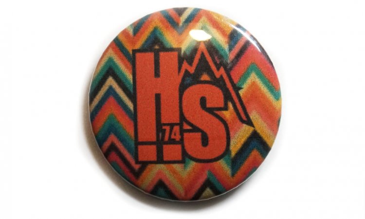Pin's / Badges / Aimants / l'accessoire au couleurs de la région Haute-Savoie